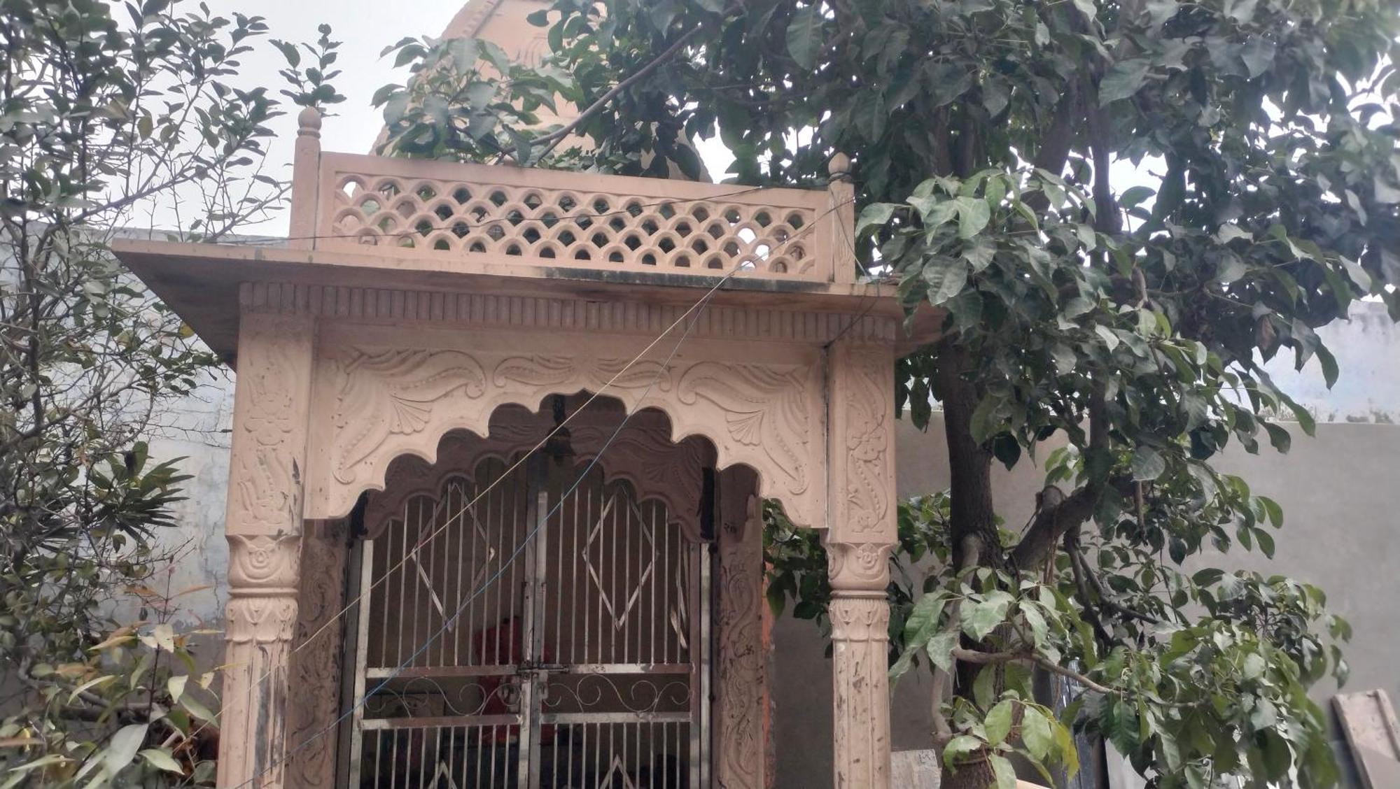 Hotel Maa Gayatri Dham Vrindāvan Exterior foto